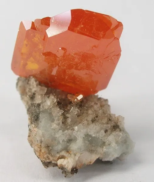 Wulfenite image