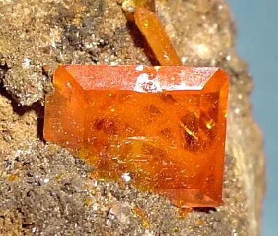 Wulfenite - image 2