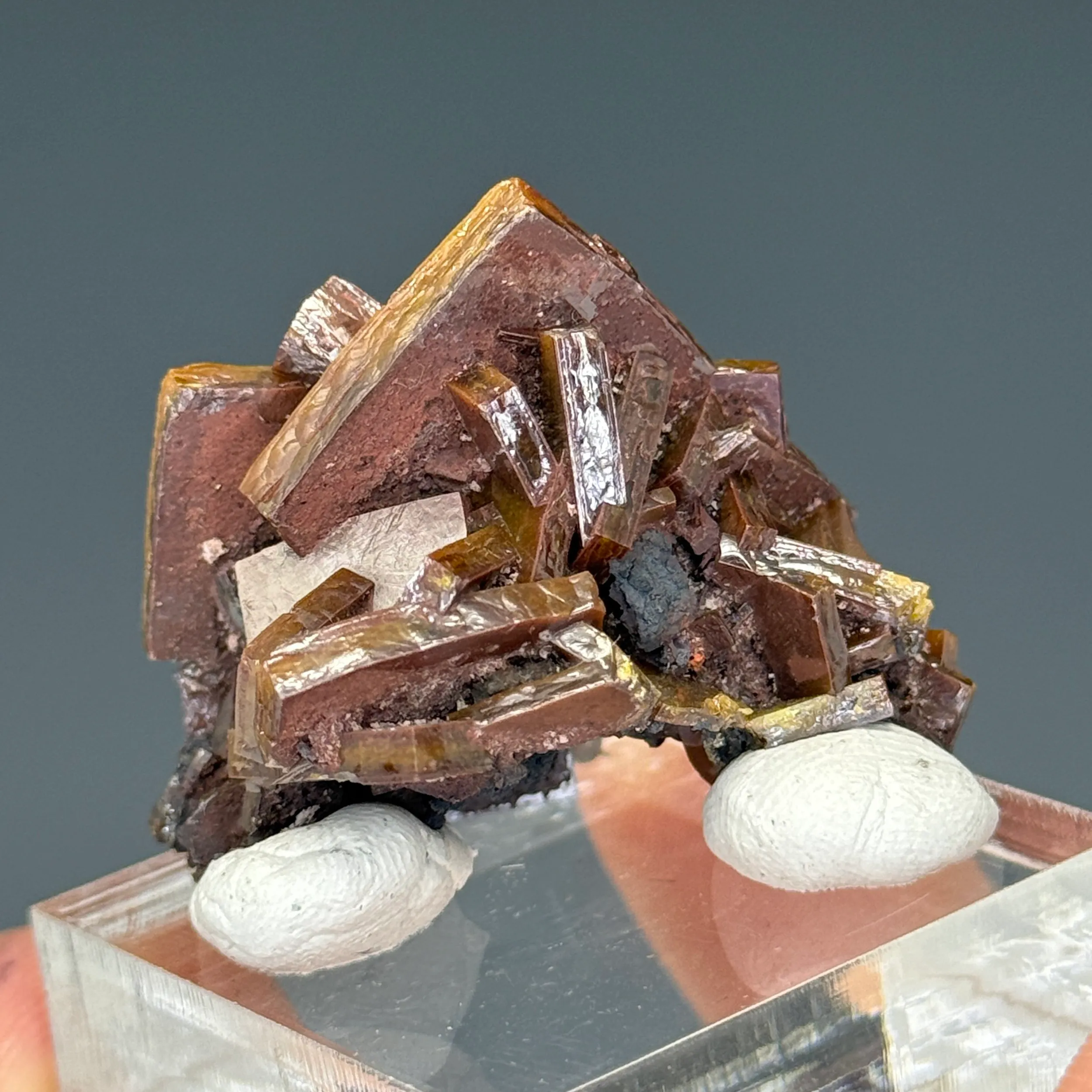 Wulfenite - image 4
