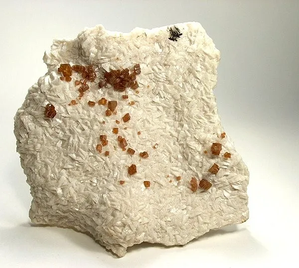 Wulfenite, Dolomite image