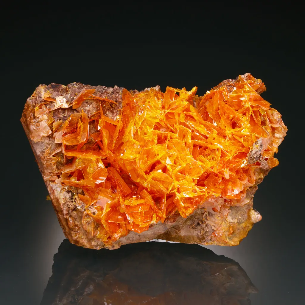 Wulfenite image