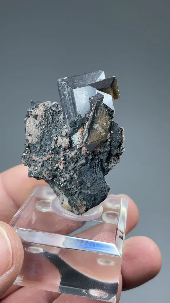 Wulfenite - image 2