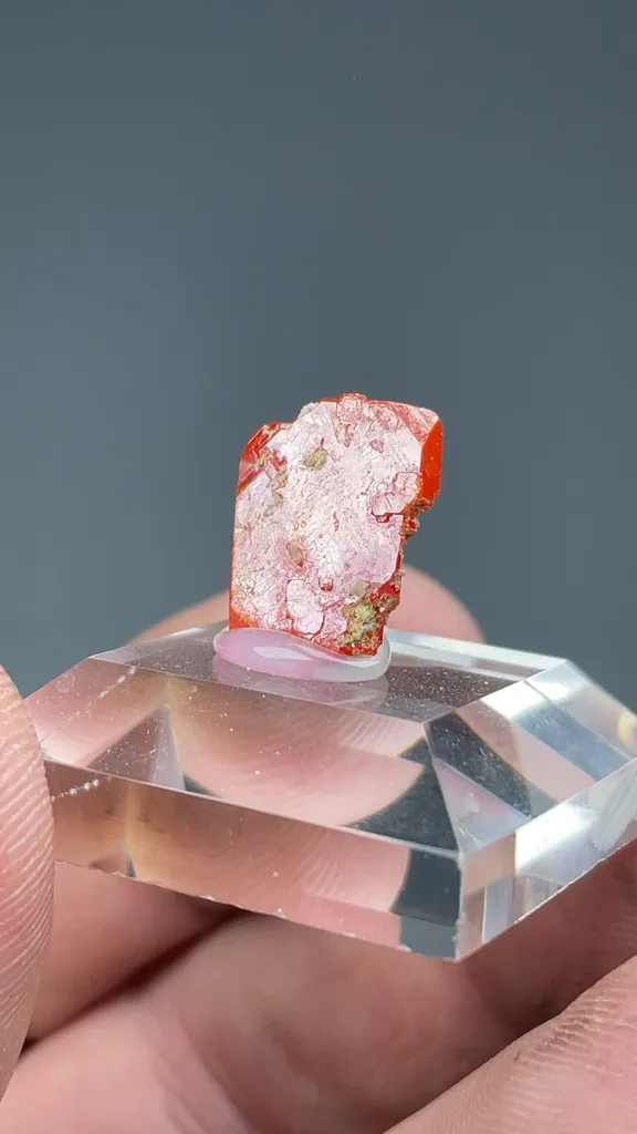 Wulfenite - image 2