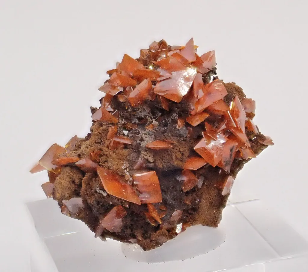 Wulfenite image