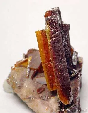 Wulfenite - image 4