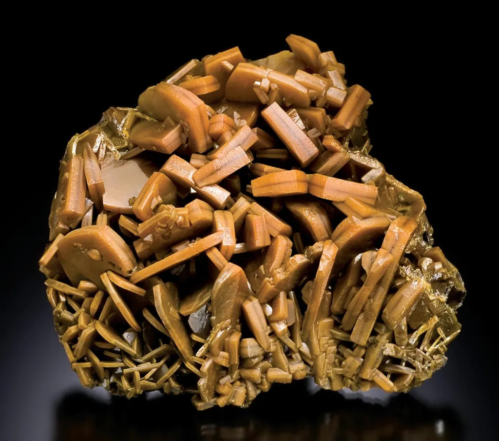 Wulfenite image