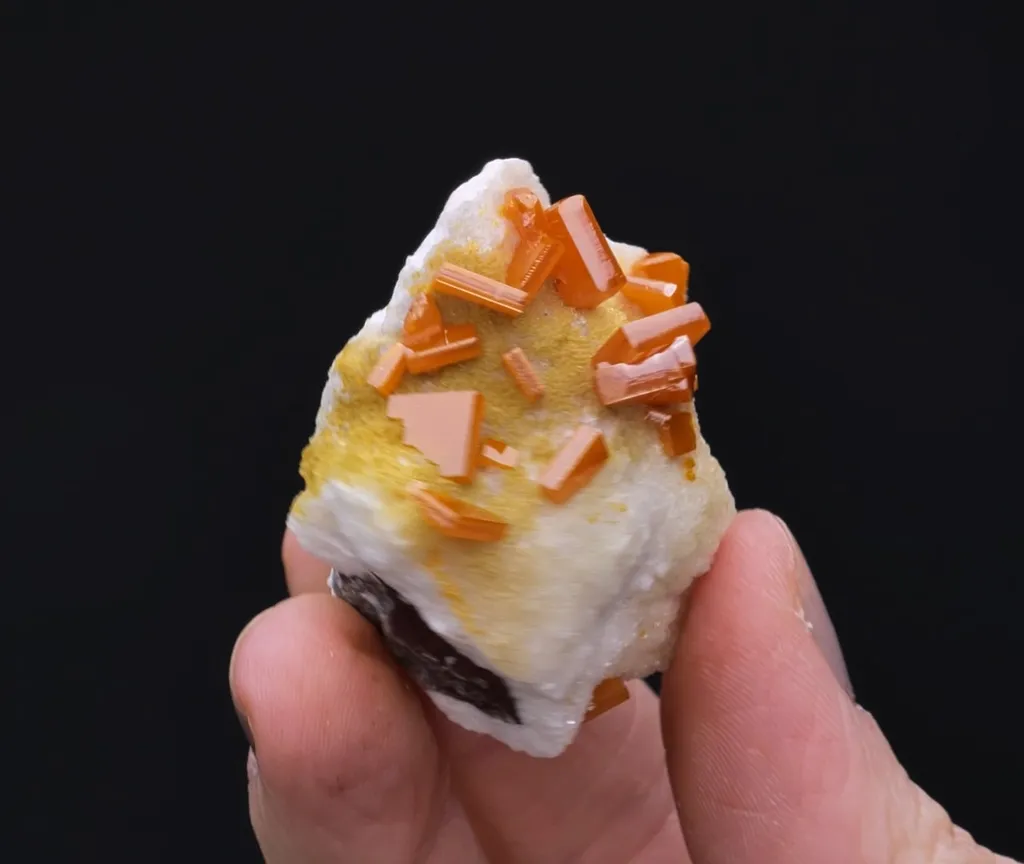Wulfenite - image 2