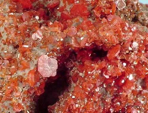 Wulfenite - image 2