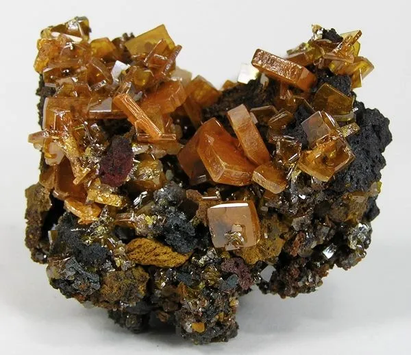 Wulfenite image