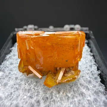 Wulfenite