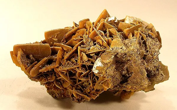 Wulfenite image