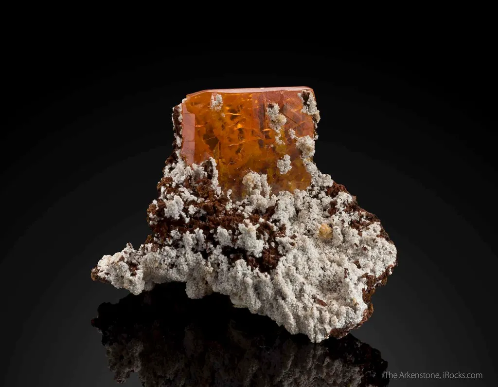 Wulfenite - image 3