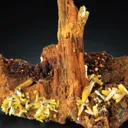 Wulfenite - image 6