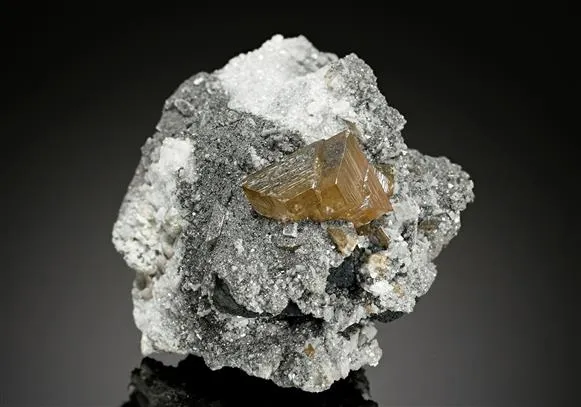 Wulfenite - image 1
