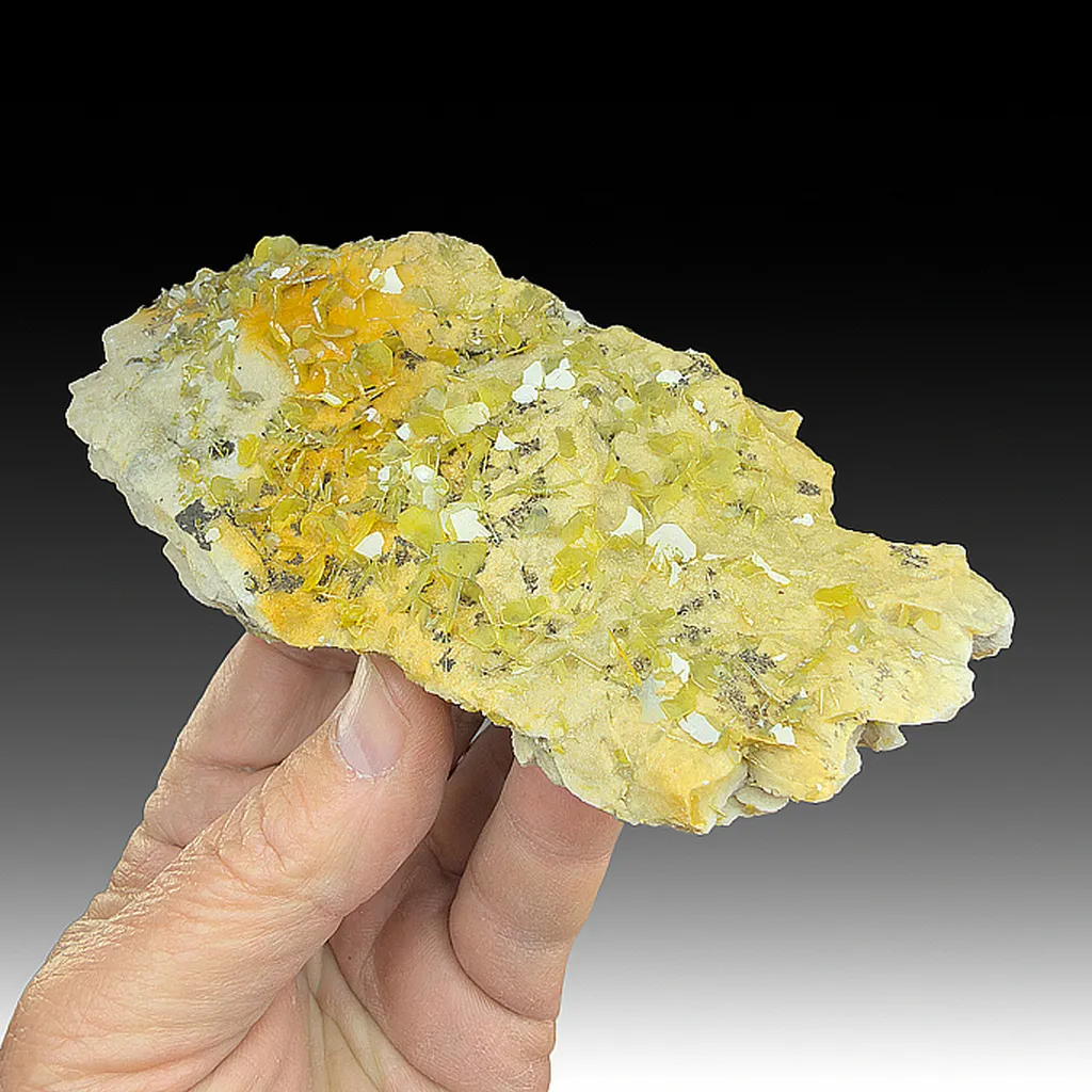 Wulfenite image