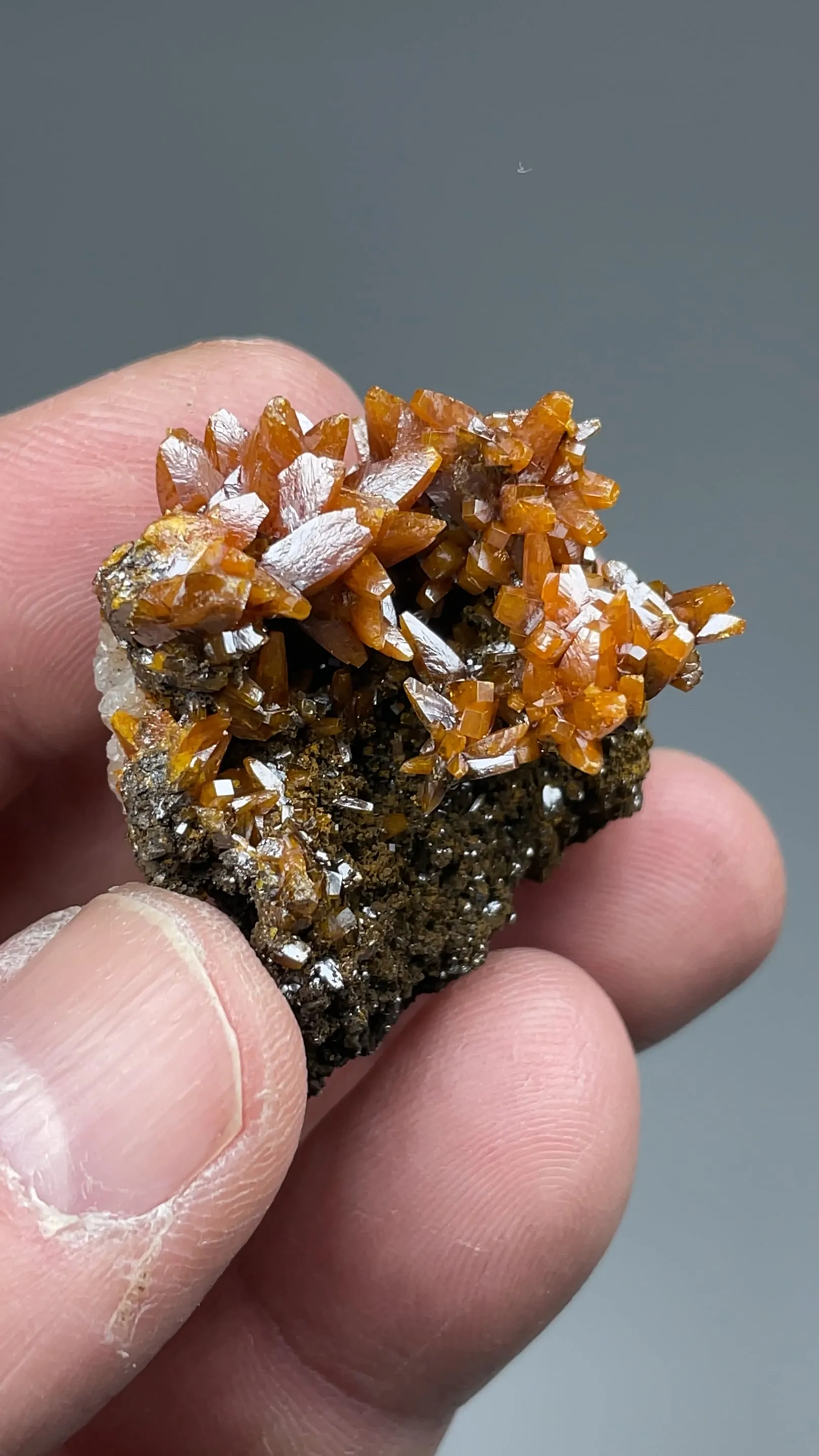 Wulfenite - image 2