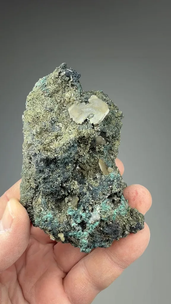 Wulfenite - image 2