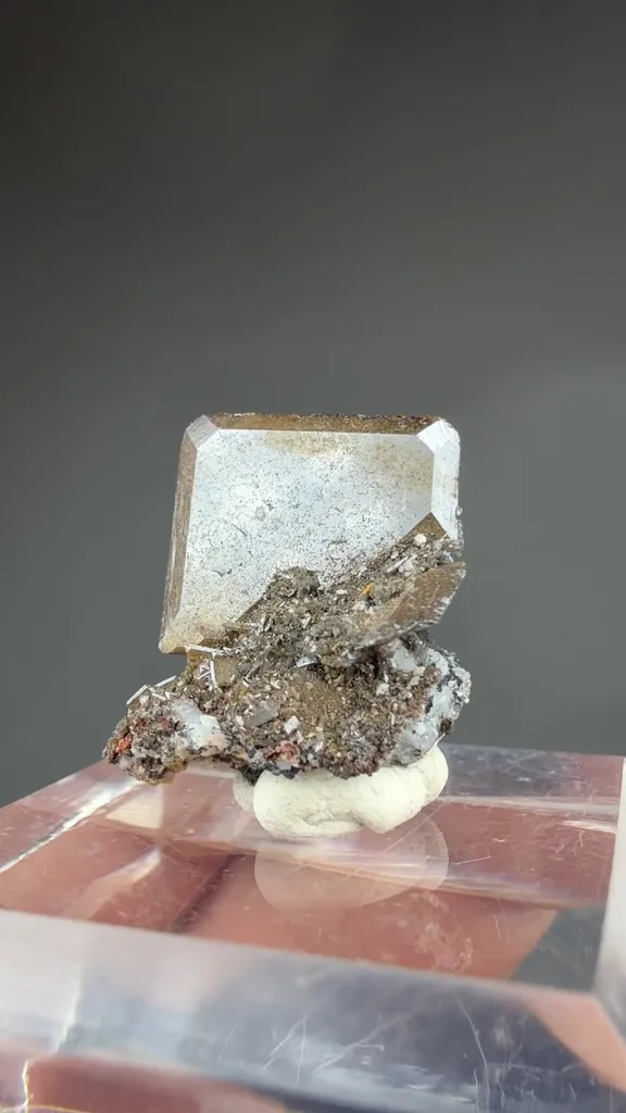 Wulfenite - image 2