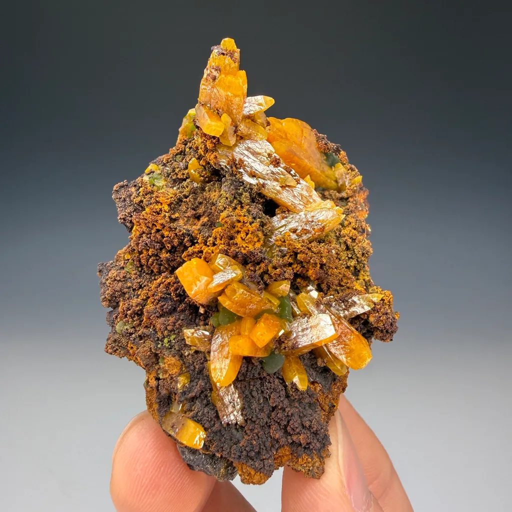 Wulfenite image