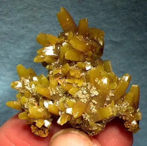 Wulfenite image