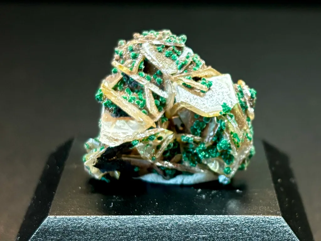 Wulfenite from Namibia image