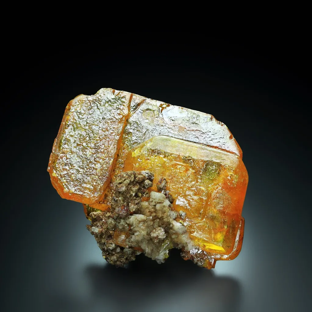 Wulfenite from USA, Arizona, Rowley Mine - image 3