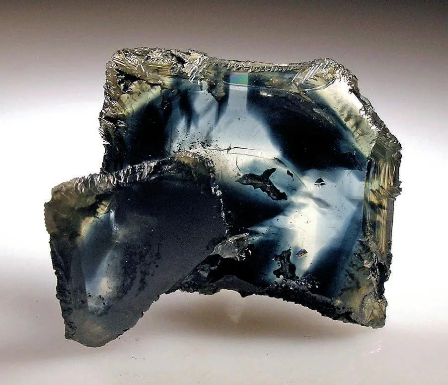 Wulfenite, ilsemannite image