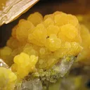 Wulfenite, Mimetite - image 3