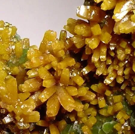 Wulfenite, Mimetite - image 2