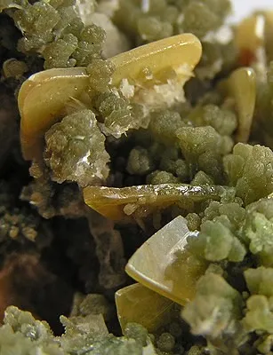 Wulfenite, Mimetite - image 2