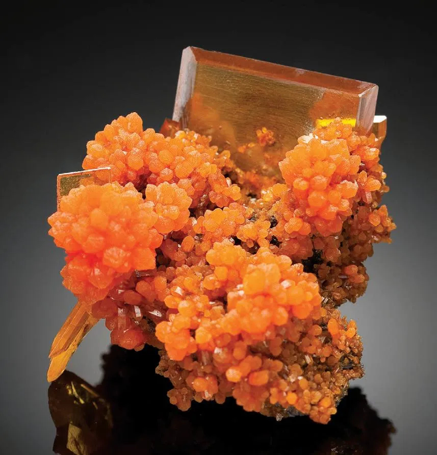 Wulfenite, Mimetite image