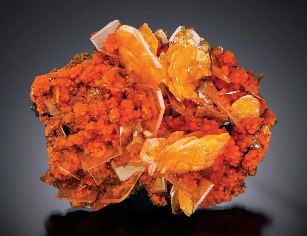 Wulfenite, Mimetite image
