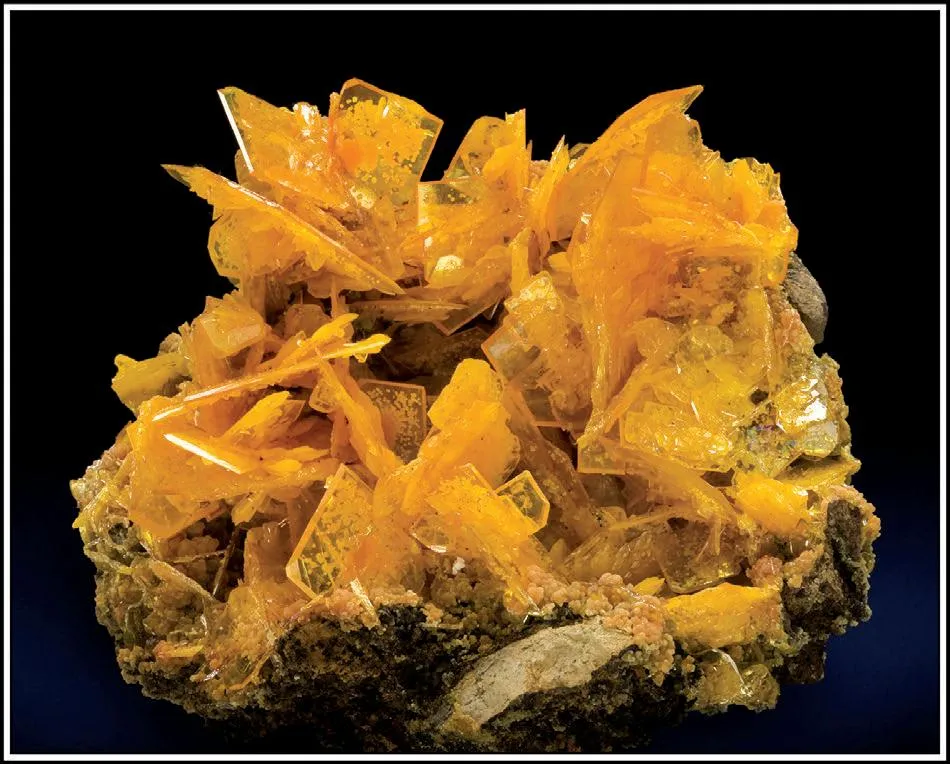 Wulfenite, Mimetite image