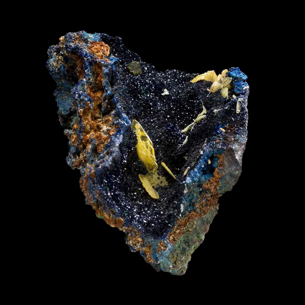 Wulfenite on Azurite - image 3