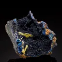 Wulfenite on Azurite - image 6