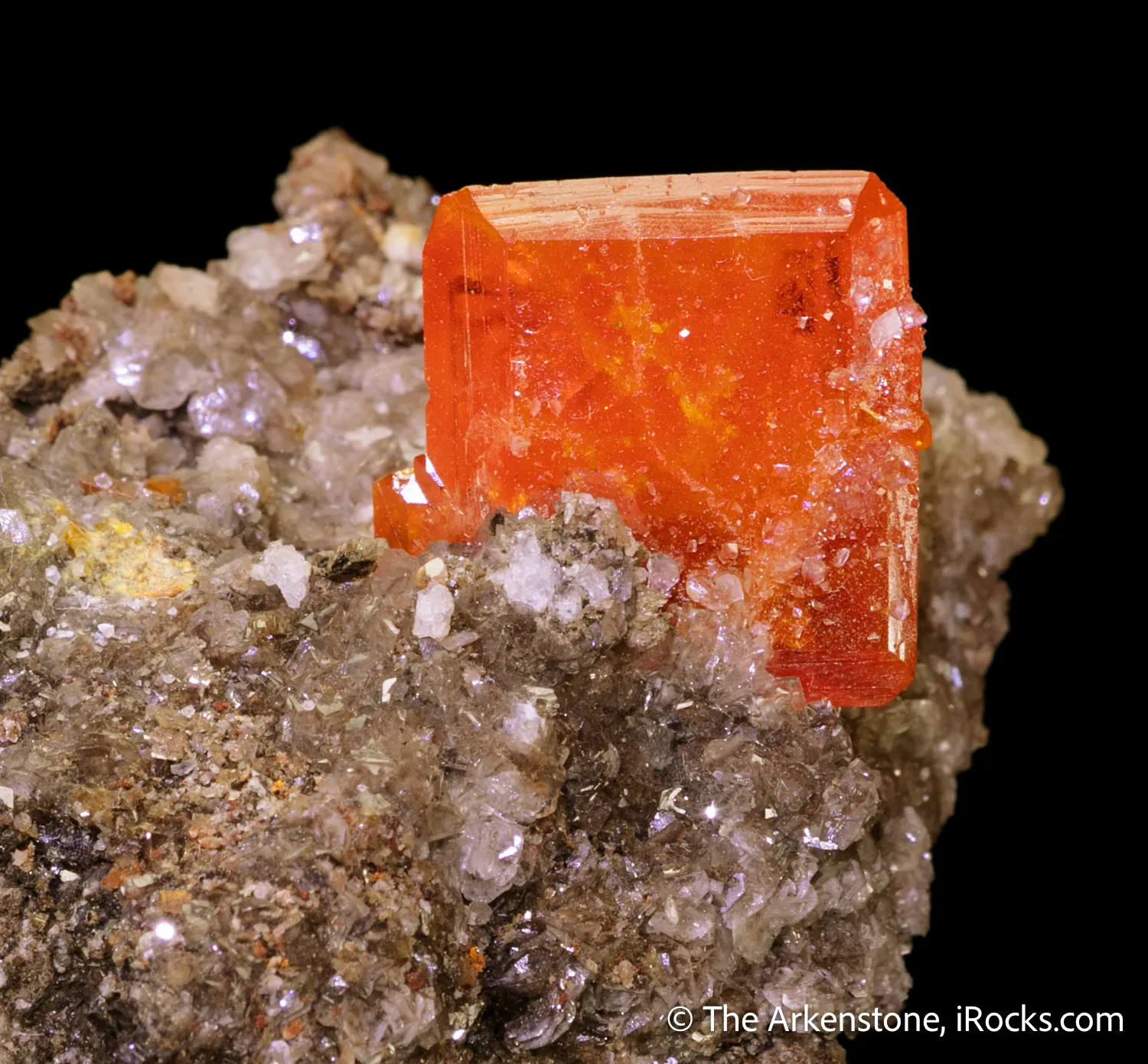 Wulfenite on Calcite (2003) - image 5