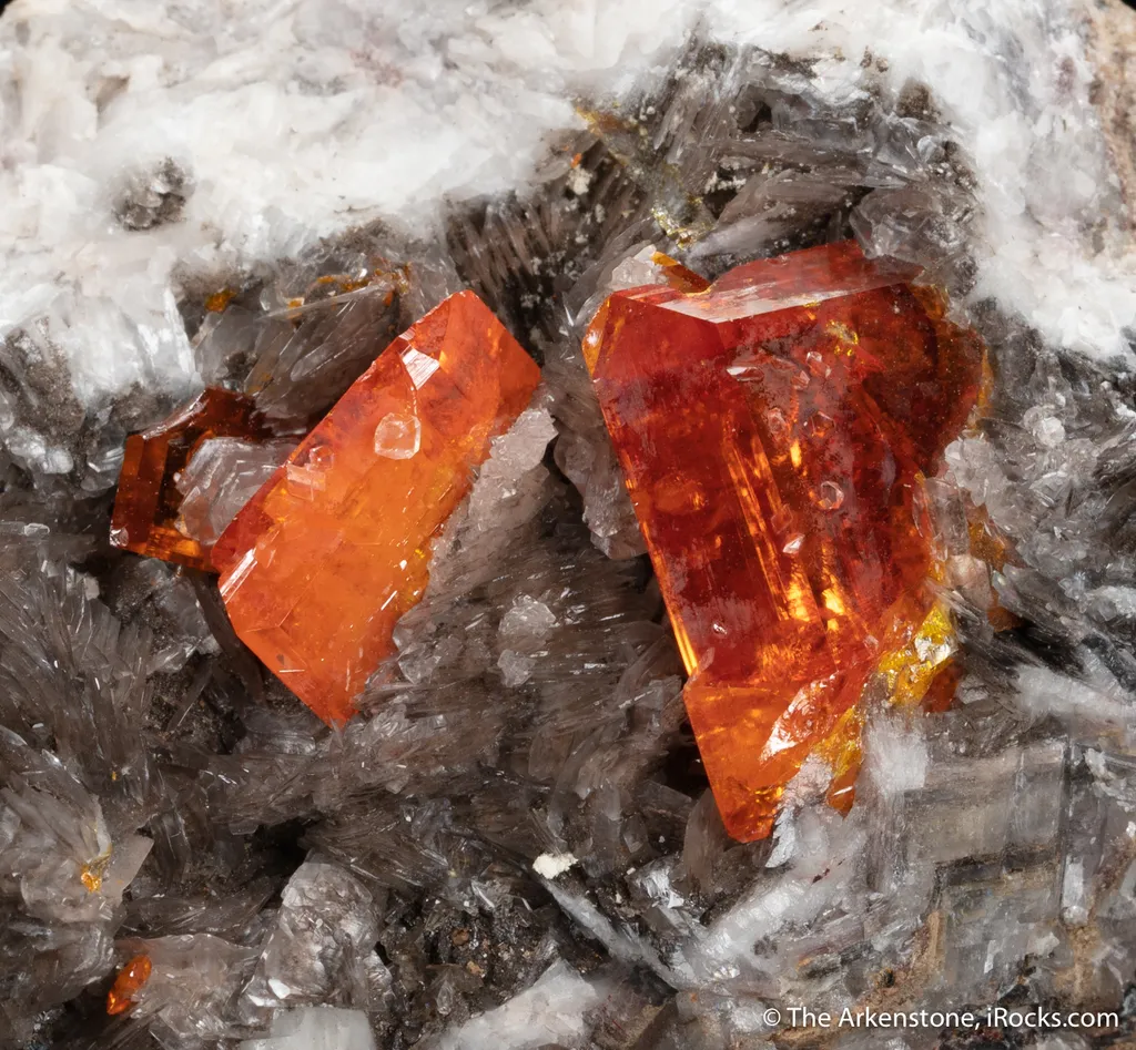 Wulfenite on Calcite - image 4