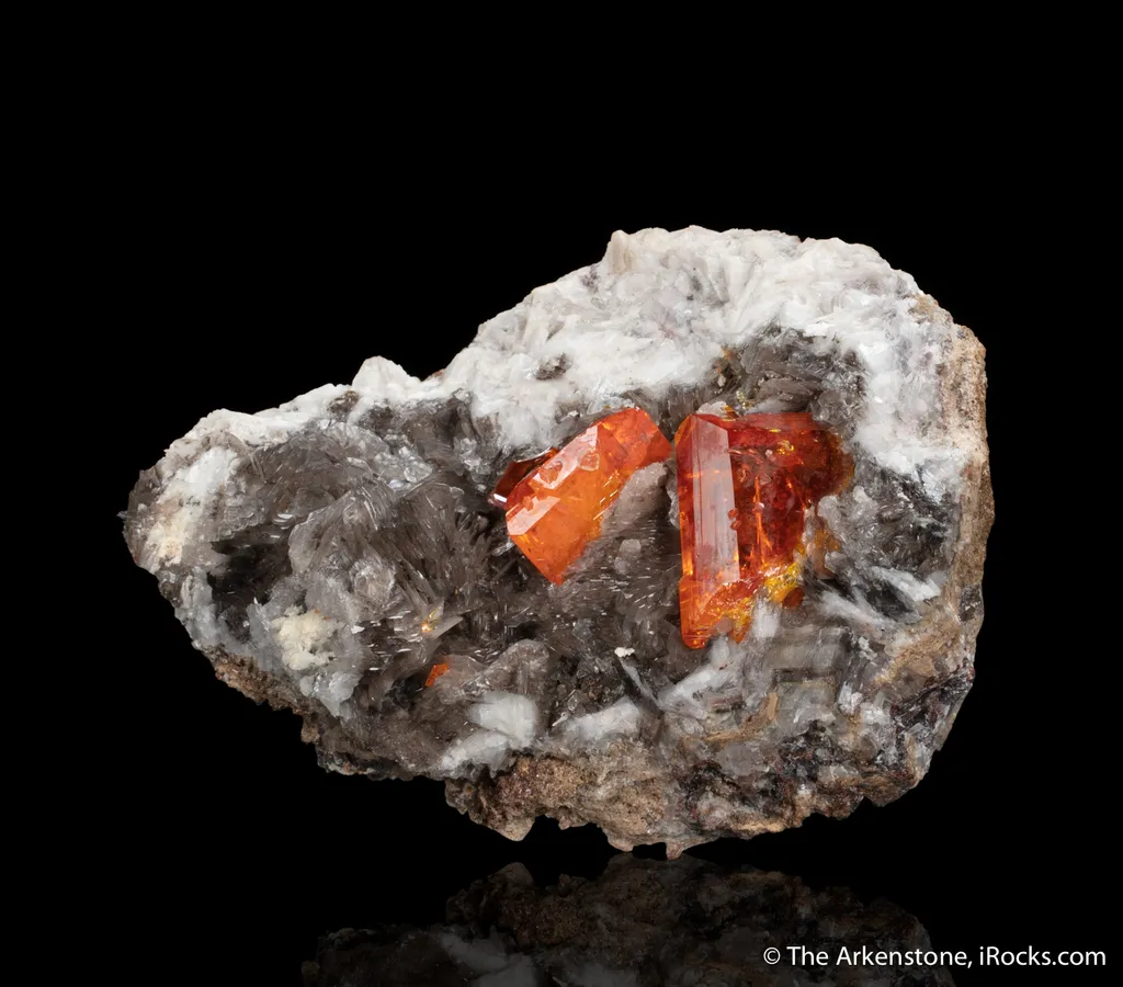 Wulfenite on Calcite - image 5