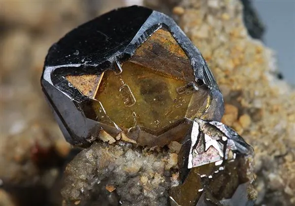 Wulfenite on Dolomite - image 1