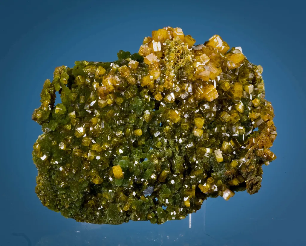 Wulfenite on Mimetite image