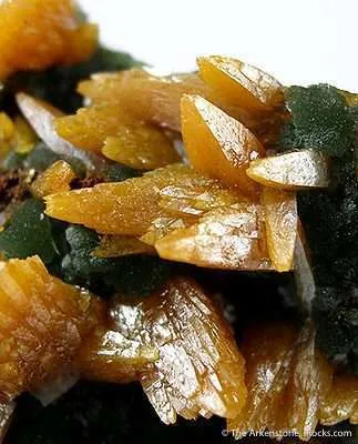 Wulfenite on Mimetite - image 3