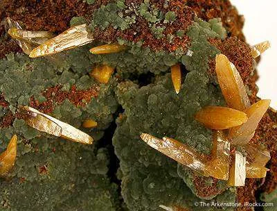 Wulfenite on Mimetite - image 2