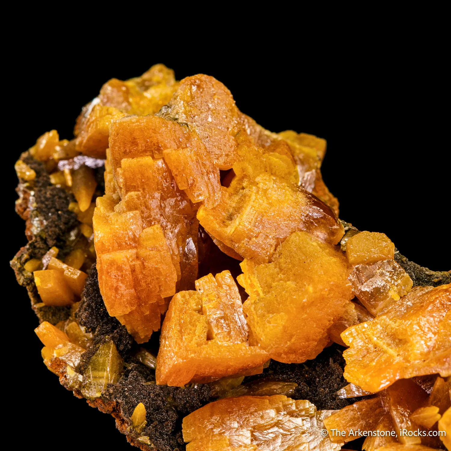 Wulfenite on Mottramite - image 5