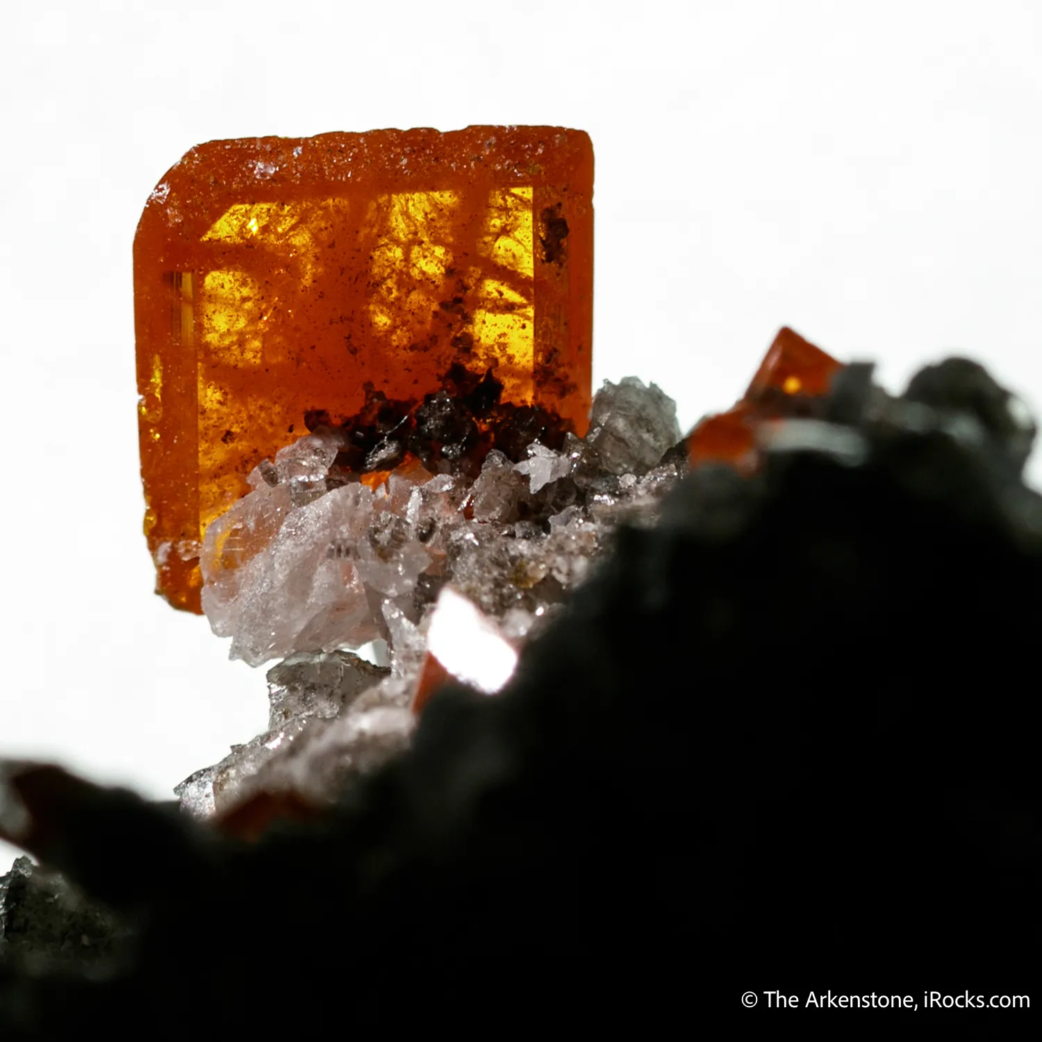 Wulfenite on Quartz - image 4