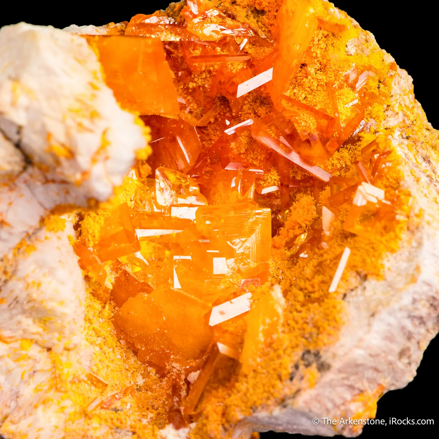 Wulfenite "pocket" - image 5