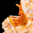 Wulfenite "pocket" - image 6