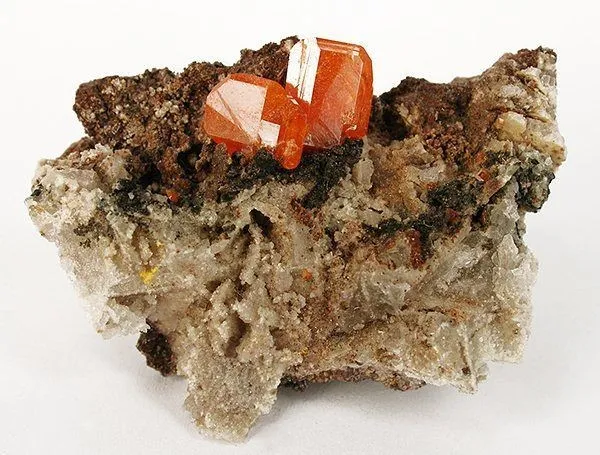 Wulfenite, Quartz image