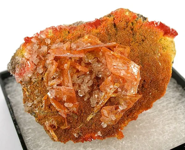 Wulfenite, Vanadinite image