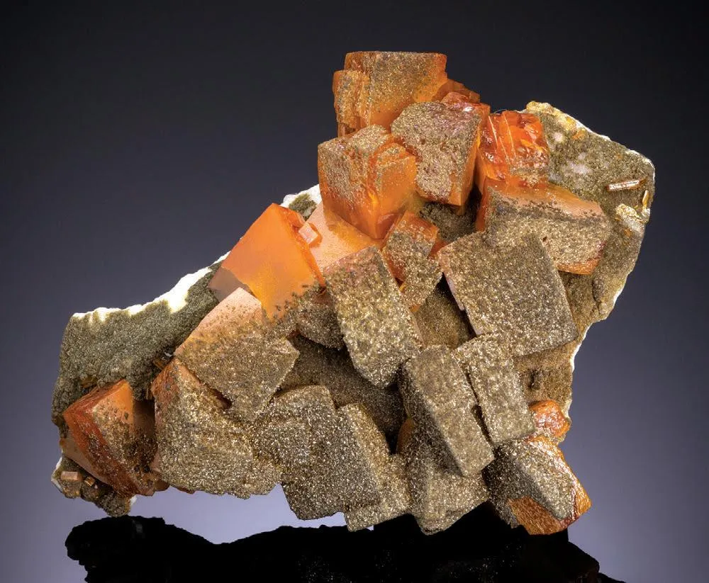 Wulfenite, Vanadinite - image 1
