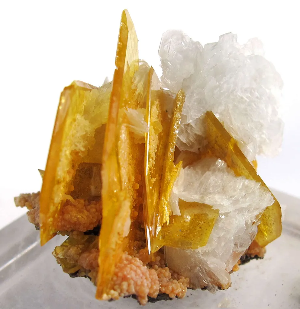 Wulfenite With Baryte and Minor Mimetite - image 4